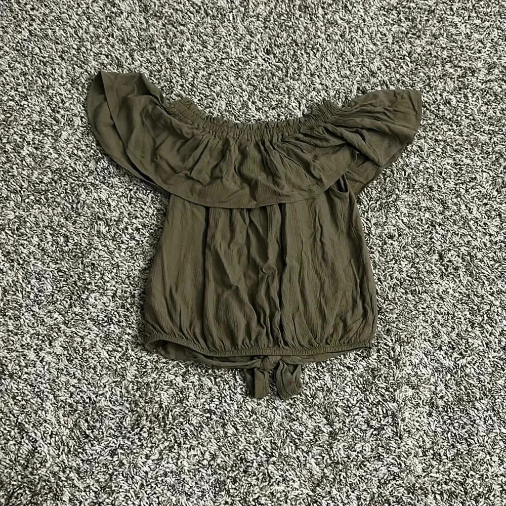 Express Blouses for Women - Picture 2 of 3